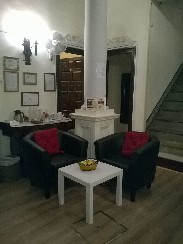 Bed & Breakfast Nuevo Suizo Seville