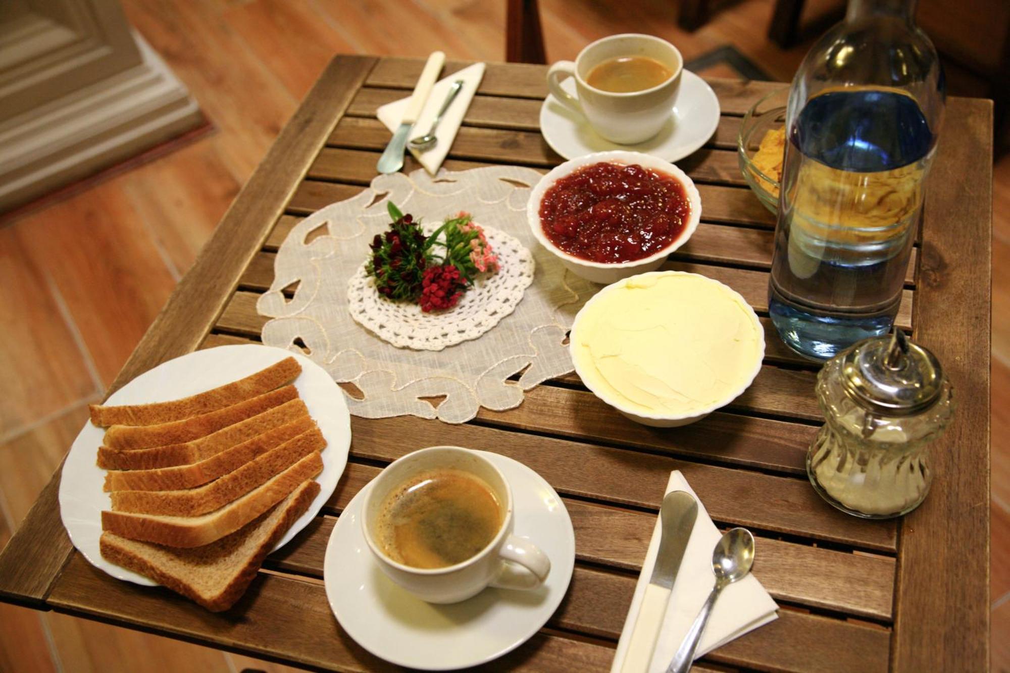Couette-café Nuevo Suizo 2*